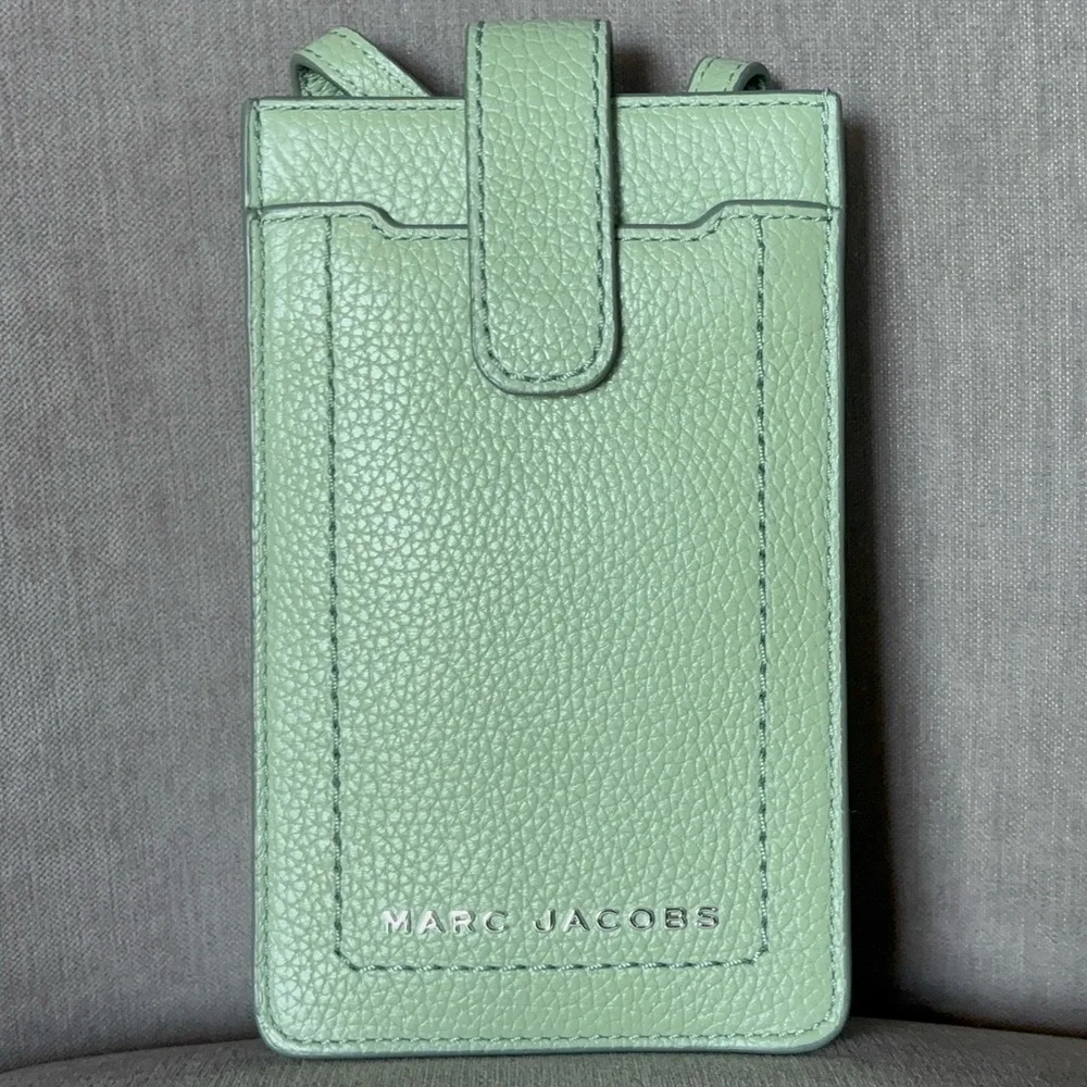 Marc Jacobs The Groove Pebble Leather Phone Crossbody Bag Color: Mint